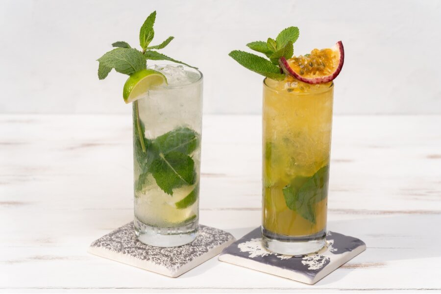 Bebidas Sin Alcohol: Alternativas con Sabor para Disfrutar de una Buena Comida
