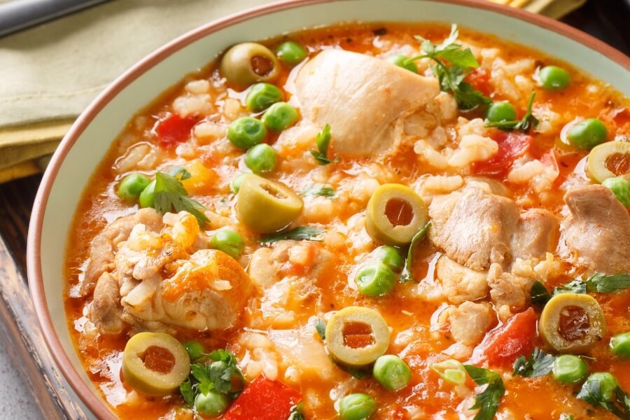 El Sofrito: La Base Invisible que Da Sabor a los Grandes Platos Tradicionales