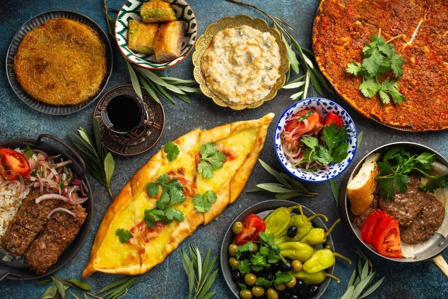 Comer Fuera de Casa: Beneficios de Elegir Restaurantes de Cocina Tradicional